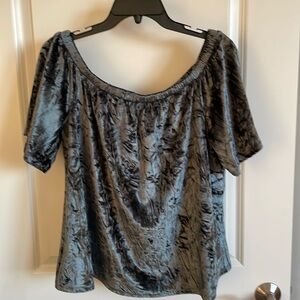 Knox Rose women’s pullover crush velvet short sleeve top EUC